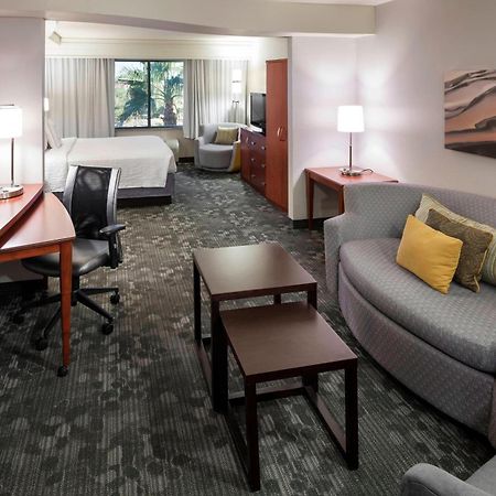 Courtyard By Marriott Phoenix West/Avondale Экстерьер фото